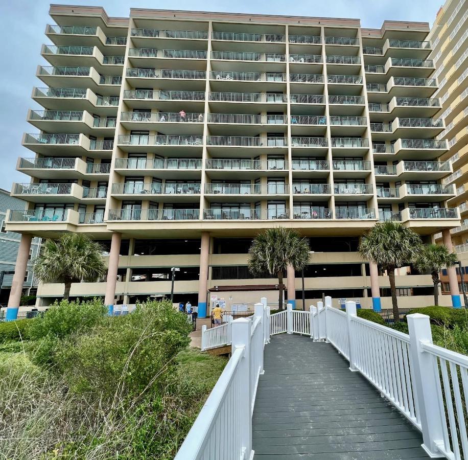 Oceanview Condo With Pool, Hot Tub, Balcony, Right On The Beach Мертл-Біч Екстер'єр фото
