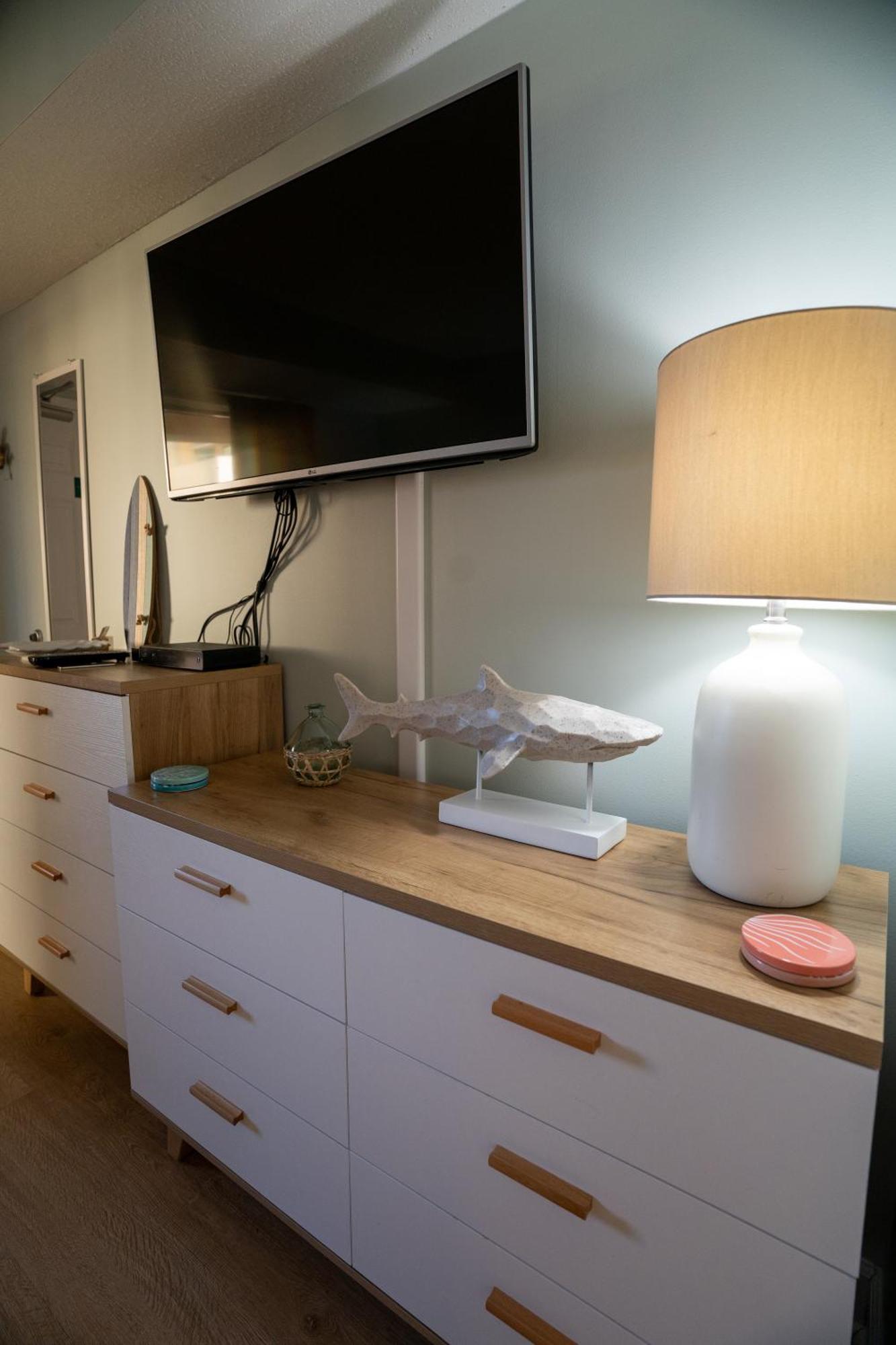 Oceanview Condo With Pool, Hot Tub, Balcony, Right On The Beach Мертл-Біч Екстер'єр фото